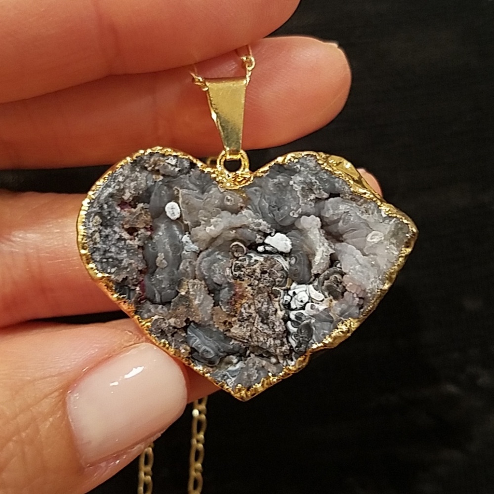 New Agate Gemstone Necklace